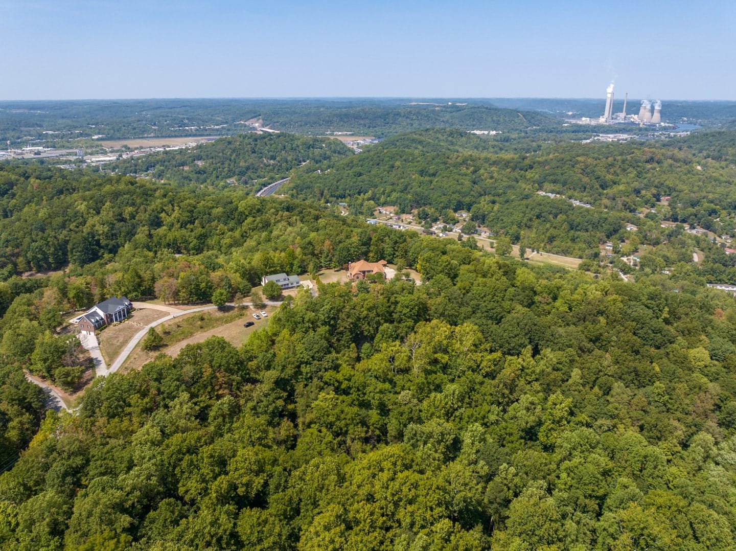 400ft Aerial view of a residential real estate listing on Moriah Drive